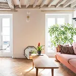 Splendid Flat Near The Marais