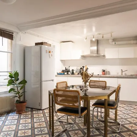 Splendid Flat Near The Marais * Parigi