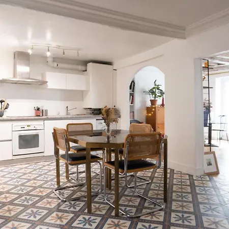 Splendid Flat Near The Marais * Parigi